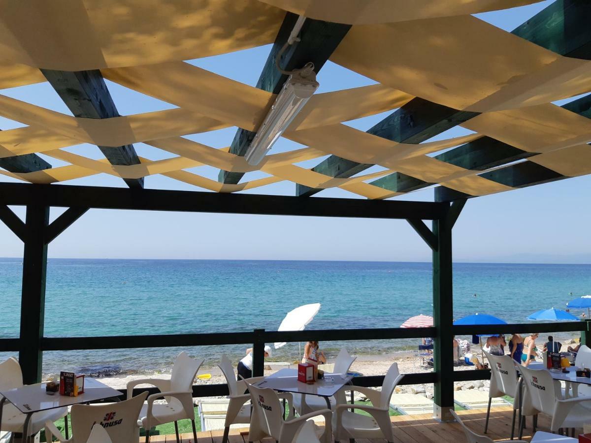 Casa Vacanze Paola 2 Capitana Bagian luar foto